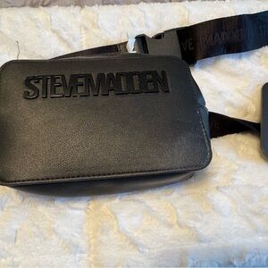 Steve Madden Black Belt Bag Sleek Durable Design